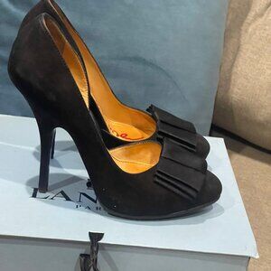 Lanvin D'Orsay pre-owned pumps with Flat Bow and small platform 39.5 with box